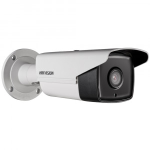IP-камера Hikvision DS-2CD2T22WD-I5 c ИК-подсветкой EXIR