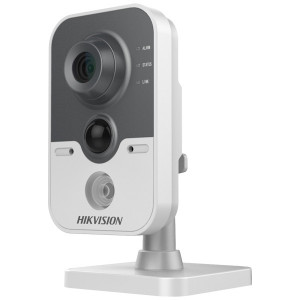 Компактная сетевая камера Hikvision DS-2CD2422FWD-IW с Wi-Fi